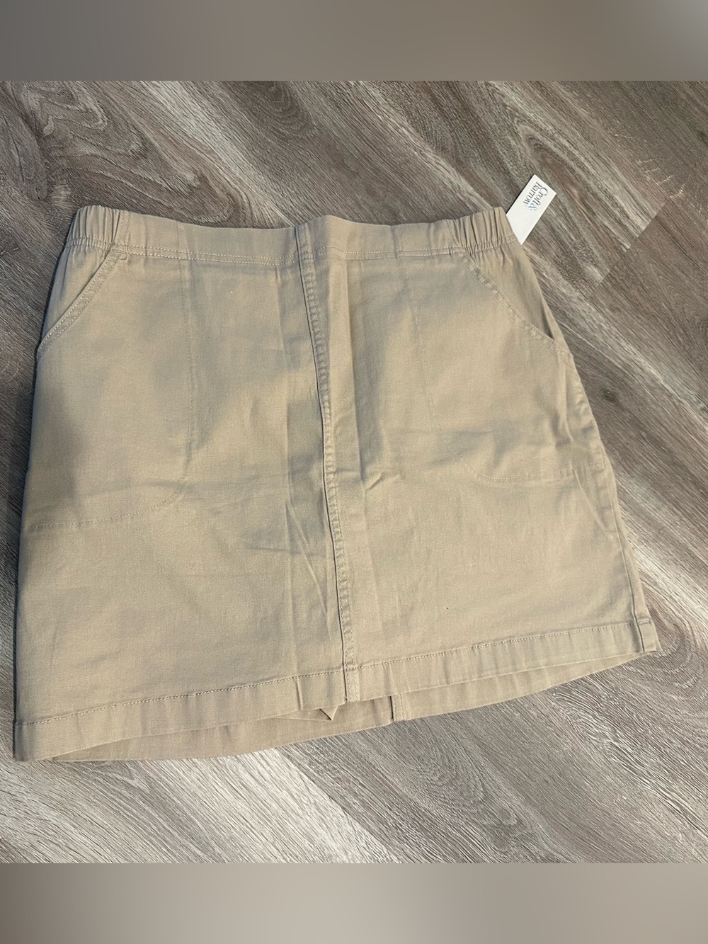 NWT Croft & Barrow Beige Skort size Large $36 MSRP